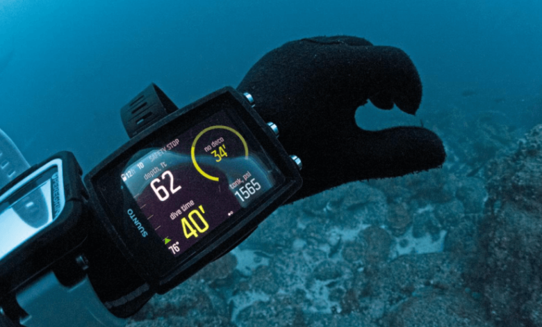 Is It Better to Get a Wrist or Console Dive Computer?