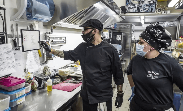 Ghost Kitchen: Redefining the Food & Beverage Industry in the Digital Age