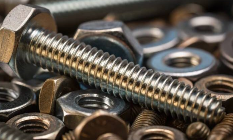 Choosing the Right Custom Bolt Manufacturer for Industrial Projects